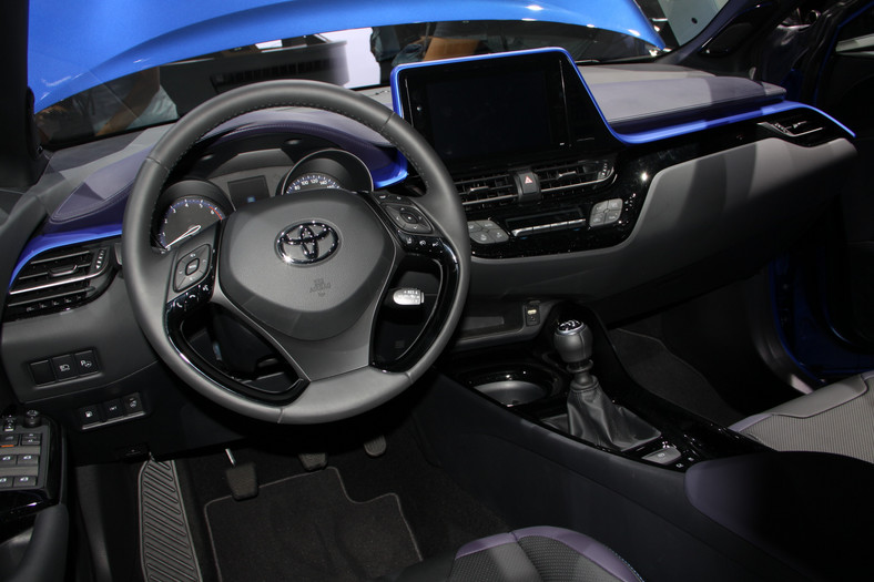 Toyota C-HR (Targi Paryż 2016)