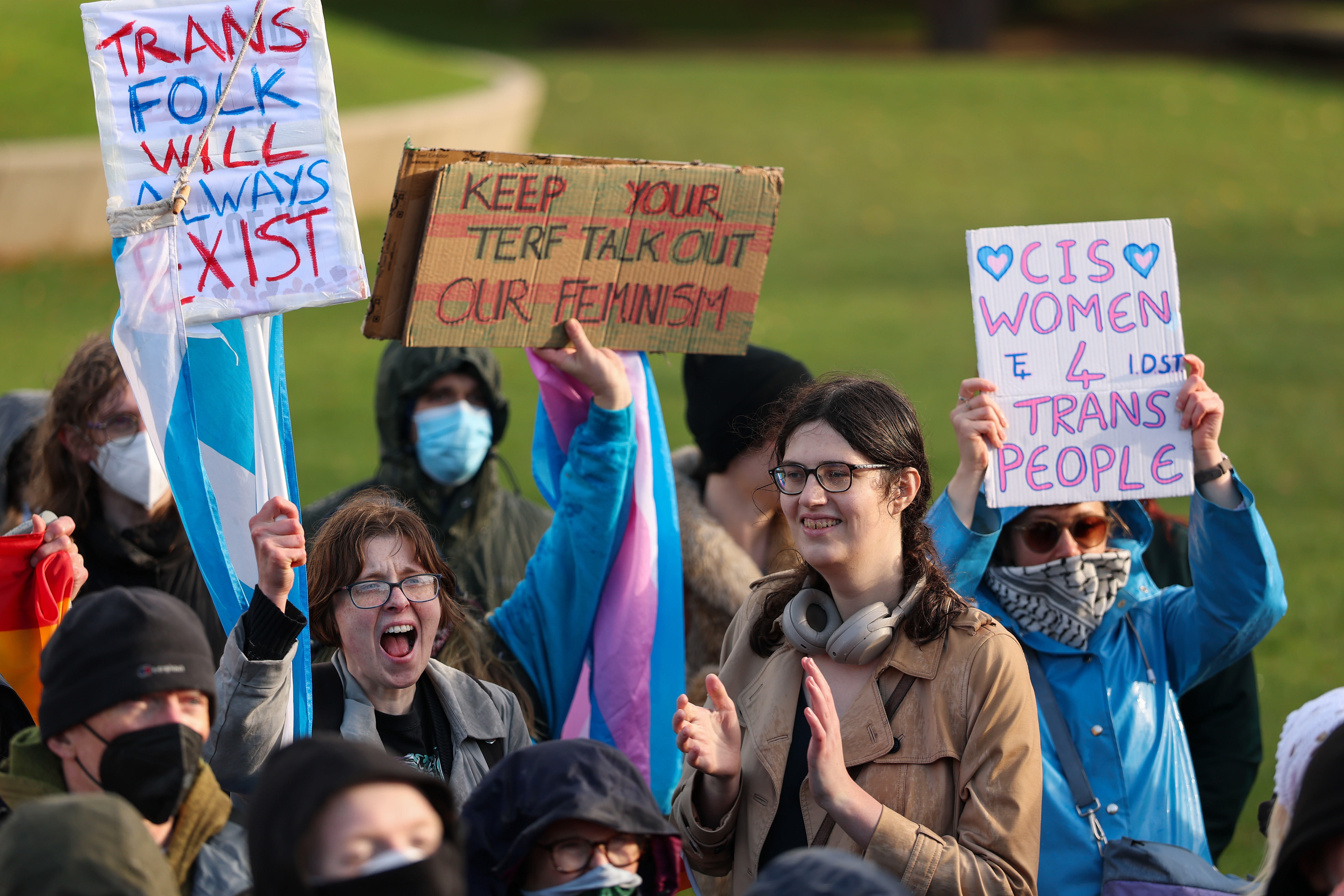 100 protest outside Girlguiding HQ over decision to ban trans girls