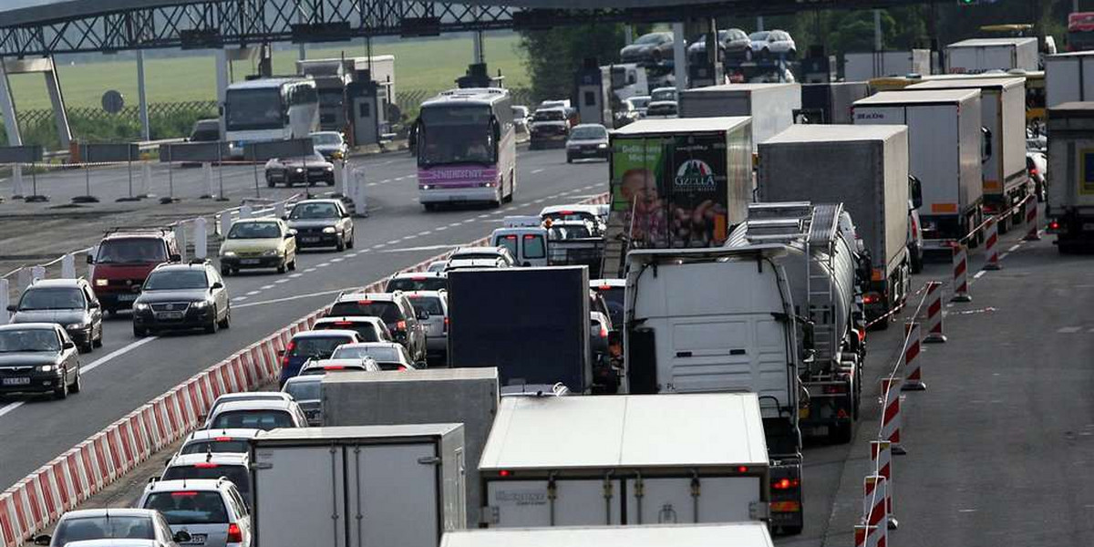 Motocykliści zablokowali autostradę