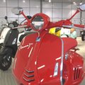 Tak powstają kultowe skutery Vespa. Wszystko robi się tu ręcznie 