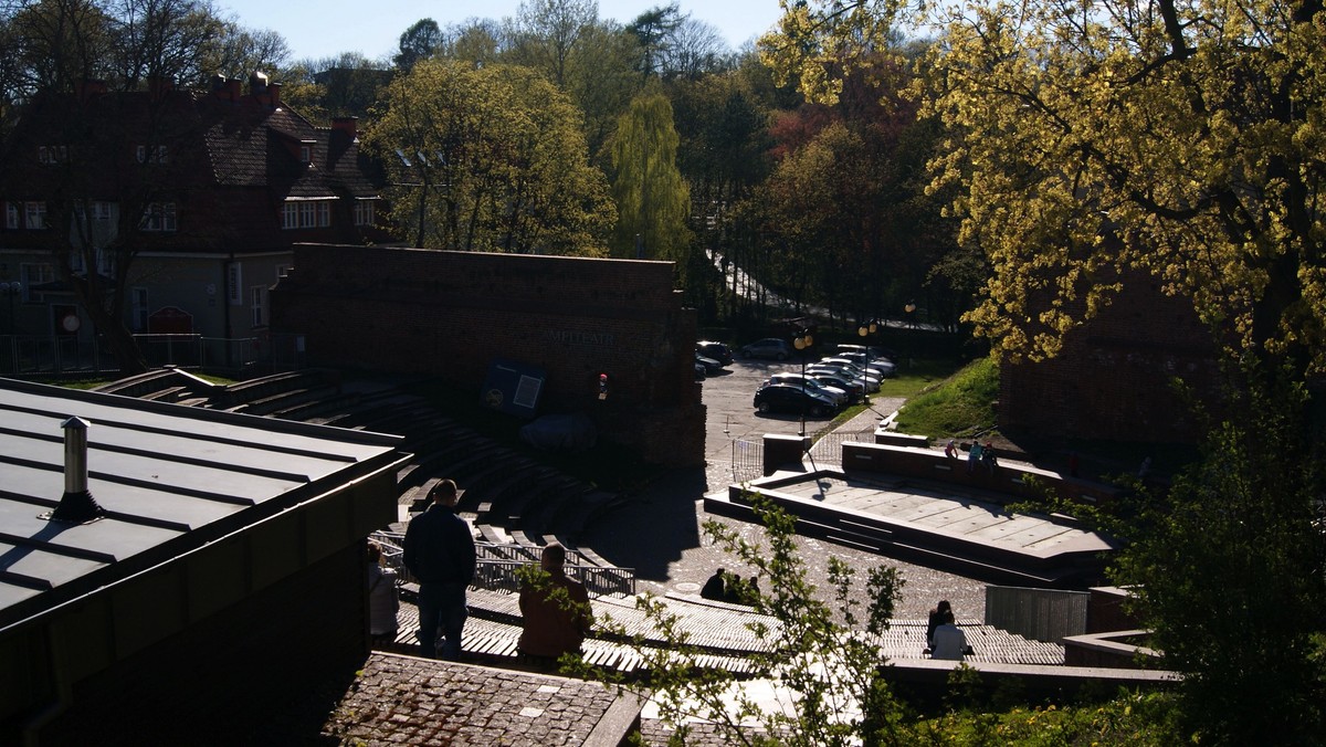 Będzie konkurs architektoniczny na przygotowanie projektu dachu Amfiteatru imienia Czesława Niemena w Olsztynie. Dzięki jego budowie miasto nie będzie musiało płacić za wynajem sceny na odbywające się tam wydarzenia artystyczne.