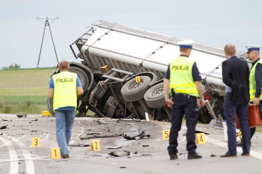 Tragiczny wypadek na drodze krajowej nr 45 w Folwarku pod Opolem