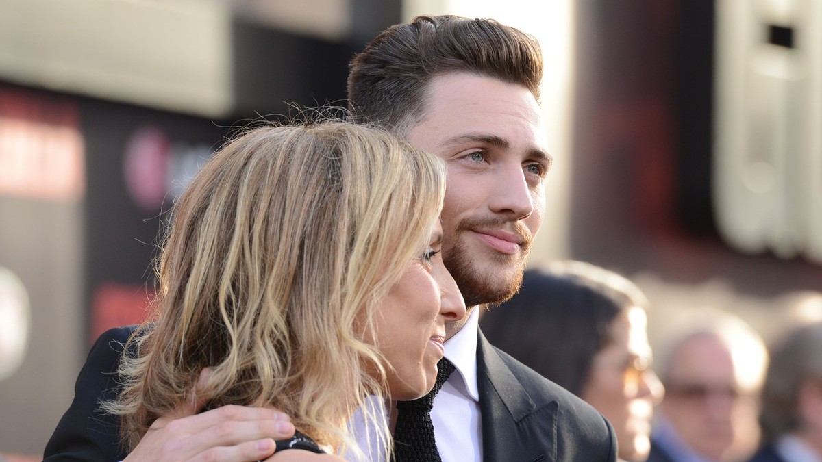 Glumac ima 35, njegova supruga 59 godina: Mnogi ih osuđuju, veza traje deceniju i po 