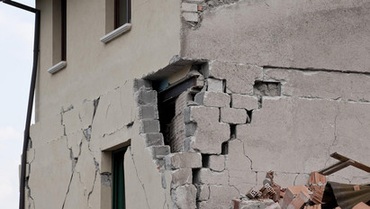 Gyorssegéllyel támogatja Magyarország a földrengés sújtotta Bosznia-Hercegovinát