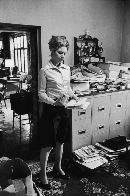 Phyllis Schlafly w swoim biurze w Springfield, 1975 rok