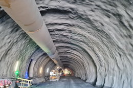 Drążą ponad 2-kilometrowy tunel pod ekspresówkę. Drogowcy pokazali najnowsze zdjęcia
