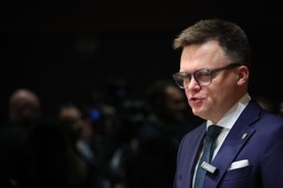 Hołownia: Jeśli świat nie będzie płacił pieniędzmi, by Ukrainy wygrała, to Polacy będą płacili krwią swych dzieci