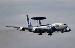 pokaz siły nato. potężne samoloty wojskowe operowały nad polską