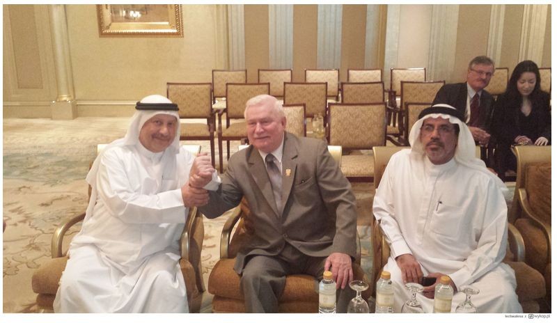 Lech Wałęsa w Dubaju / zdjęcia z oficjalnego profilu
