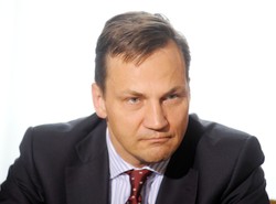 Sikorski: Przez PiS mamy niezłą rąbankę