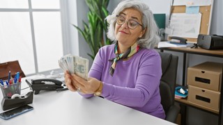 Ponad pół miliona osób już otrzymało rentę wdowią. Zaskakująca kwota, którą dostali