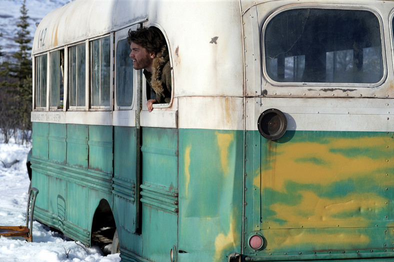 "Wszystko za życie" - kadr z filmu. Na zdjęciu:  Emile Hirsch jako Christopher McCandless