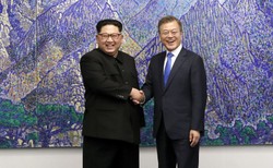 Pierwsze deklaracje przywódców obu Korei. Kim nie będzie już "zakłócał snu" Muna próbami rakietowymi