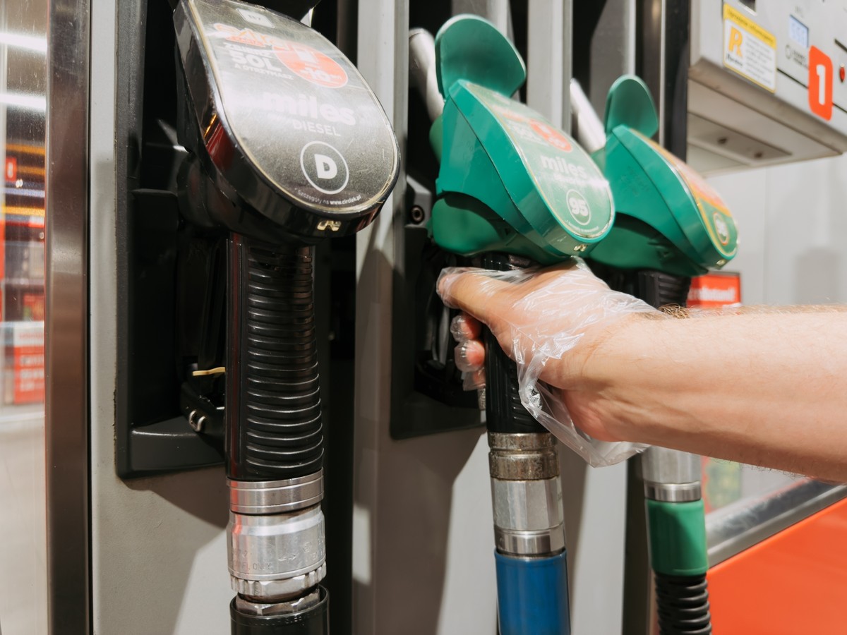 W piątek Sejm uchwalił nowelizację ustawy o zapasach ropy naftowej