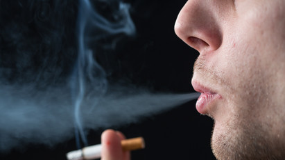 Újabb változás vár a dohányosokra: jövőre betiltják a mentolos dohánytermékeket