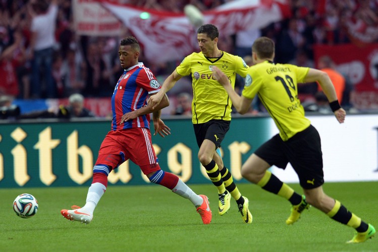 Tom Hanks oglądał Roberta Lewandowskiego. Aktor był na meczu Polaka