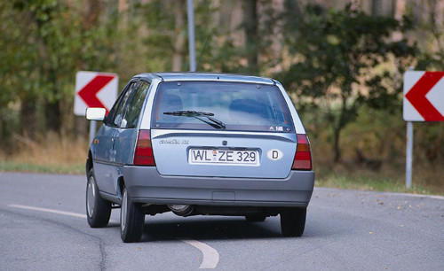 Citroen AX - Tani, ale niepewny