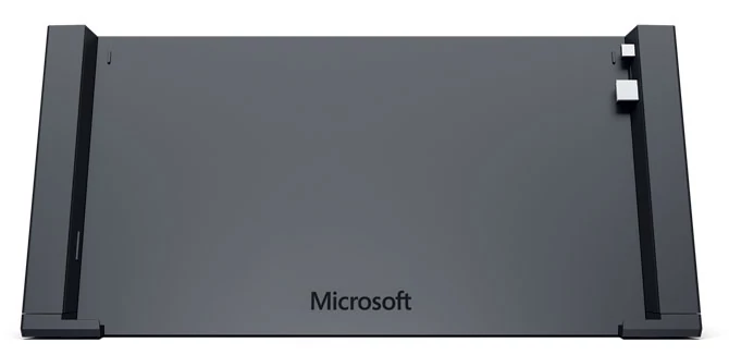 Surface 3 Dock służy jako stacja ładowania i oferuje dwa kolejne łącza USB, gniazdo sieciowe i gniazdo do podłączania zestawu słuchawkowego. Cena: 900 złotych