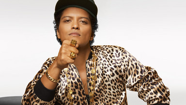 Czy Bruno Mars to nowy Michael Jackson?