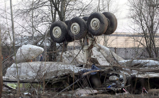 Osiem lat śledztwa ws. katastrofy smoleńskiej. Zagraniczni eksperci i zmiana śledczych