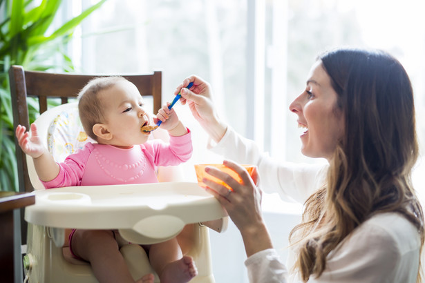 Jak rozszerzać dietę niemowlęcia?