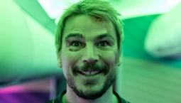 Ten thriller akcji poległ w kinach. Za to w streamingu jest hitem
