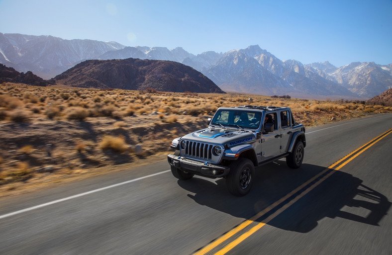 Jeep Wrangler 4xe – hybrydowa terenówka z Ameryki