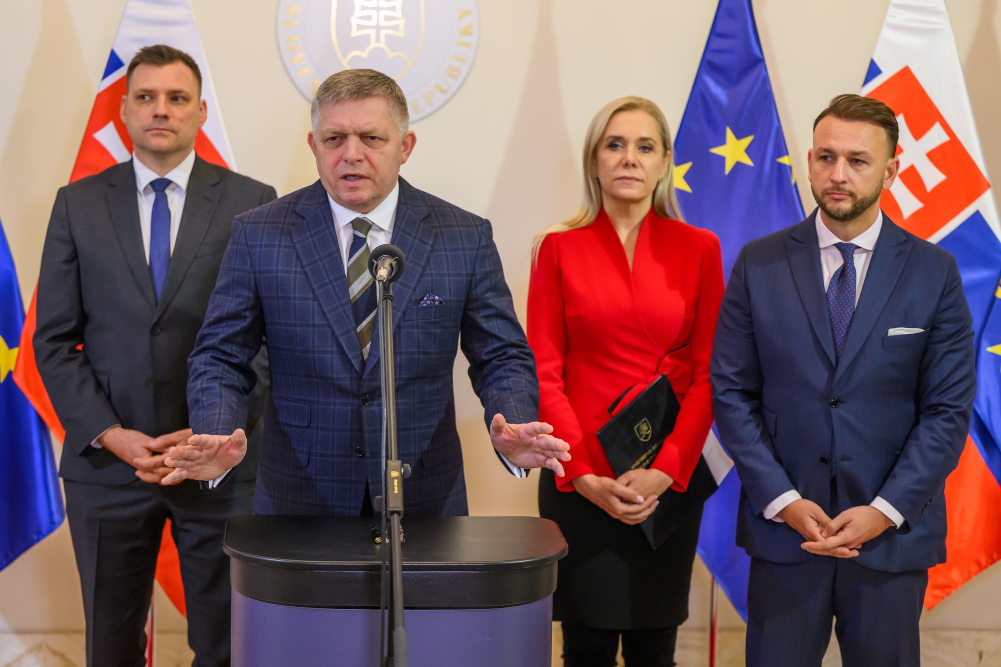 Tomáš Taraba, Robert Fico, Denisa Saková a Matúš Šutaj Eštok.