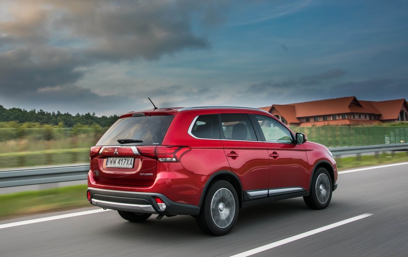 Mitsubishi outlander