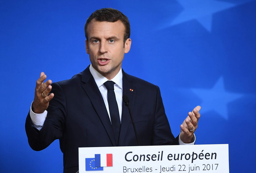 14 lipca prezydent Macron będzie odbierał defiladę wojskową w Paryżu. 