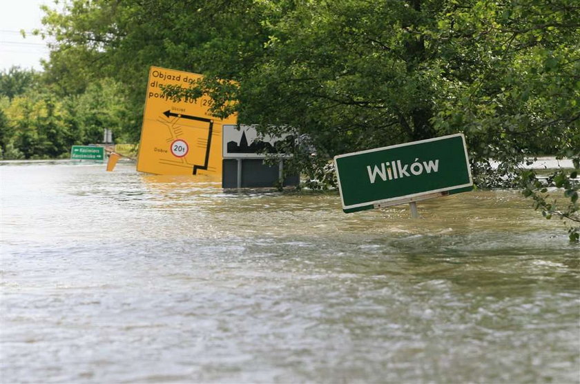 Woda atakuje! WSTRZĄSAJĄCE FOTO