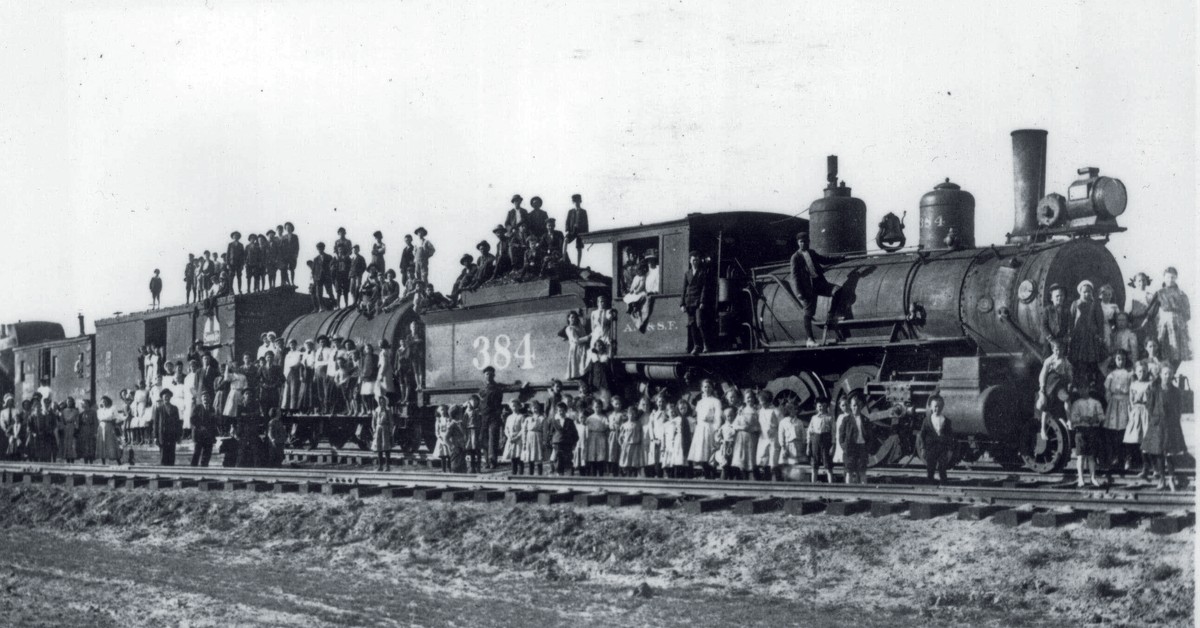 Historia sierocych pociągów. Jak Ameryka próbowała poradzić sobie z problemem dzieci bez domu
