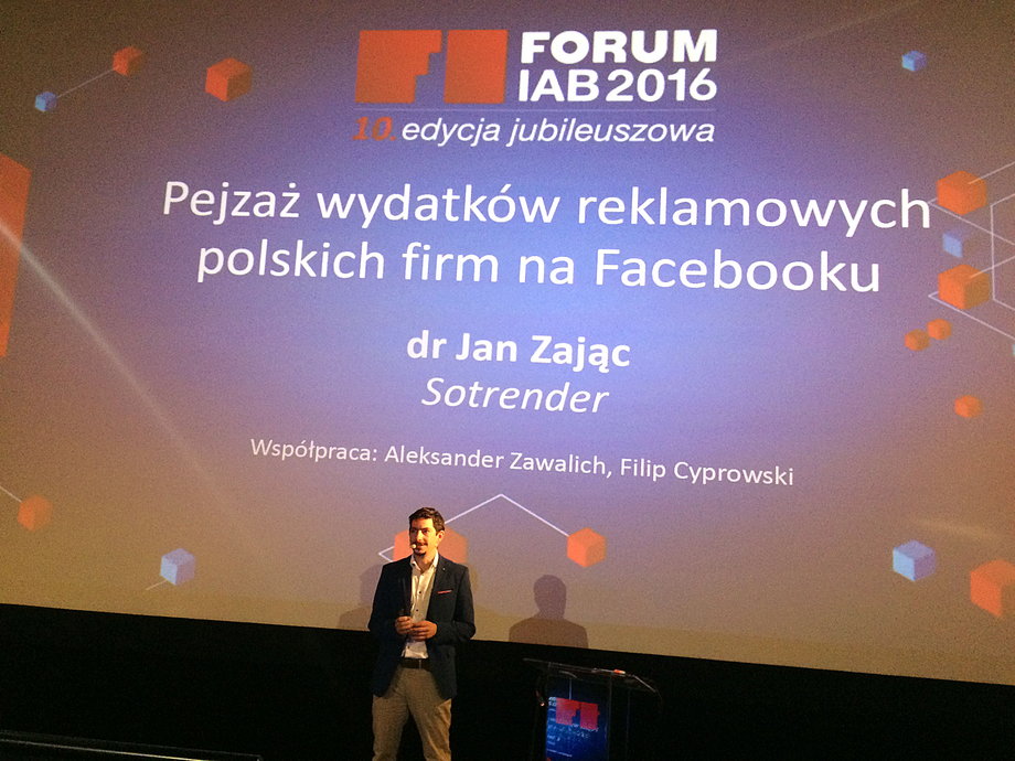 Jedną z ciekawszych prezentacji wygłosił szef Sotrendera dr Jan Zając. Dotyczyła ona wydatków reklamowych polskich firm na Facebooku.