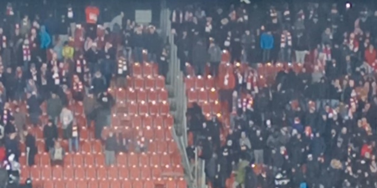 Agresywne zachowanie pseudokibiców na stadionie Cracovii