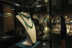 Niebotyczna wartość. Biżuteria, niemiecki nazista i aukcja [ZDJĘCIA]