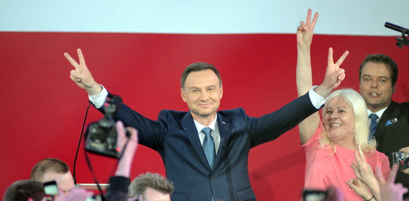 Rosjanie ostro! Andrzej Duda to teflon