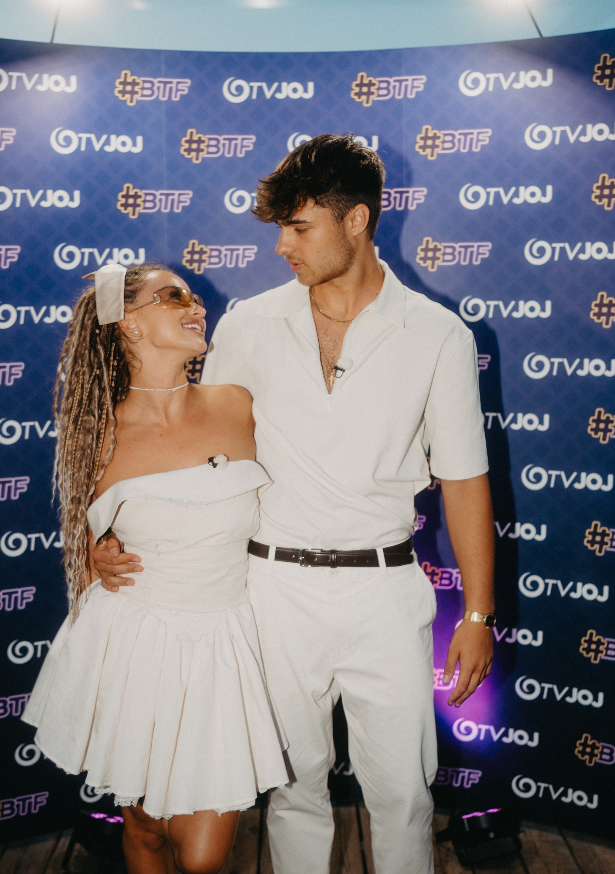 Influencerka a tanečníčka Cynthia Tóthová a herec Juraj Kočí.