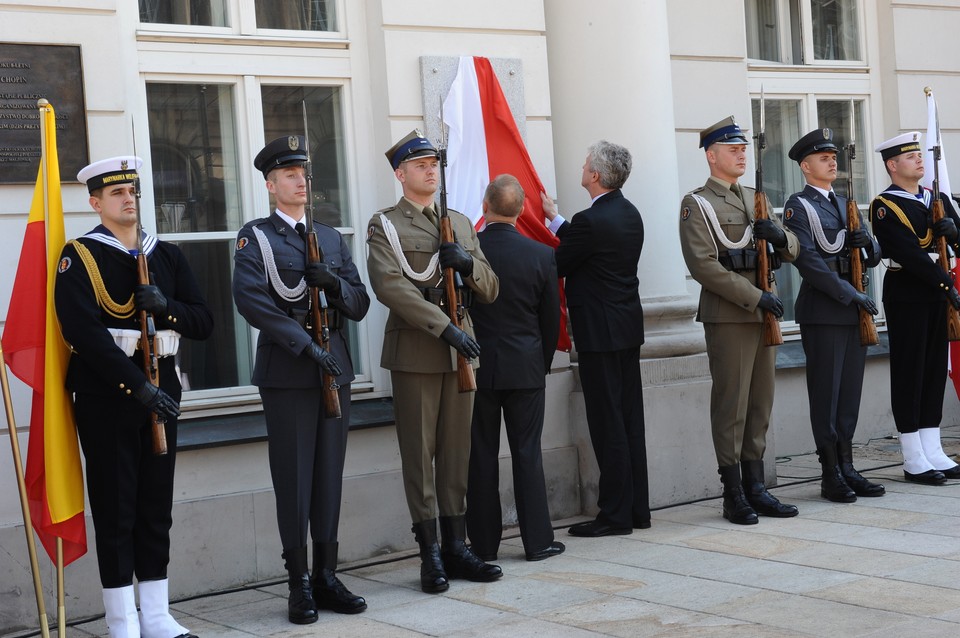 WARSZAWA PAŁAC PREZYDENCKI TABLICA PAMIĄTKOWA KATASTROFA SAMOL