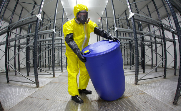 Coraz więcej Polaków narażonych na działanie chemikaliów w miejscu pracy