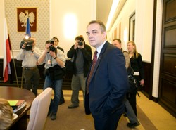 Pawlak chce o wecie rozmawiać z PiS