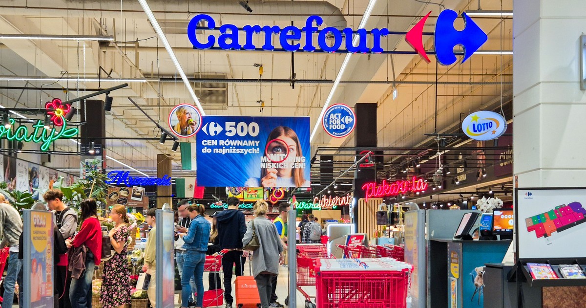 Chcą wykupić Carrefoura. Najwięksi gracze już ostrzą sobie zęby