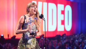 Swift ended her acceptance speech by encouraging viewers over 18 to register to vote.Christopher Polk/ Getty images