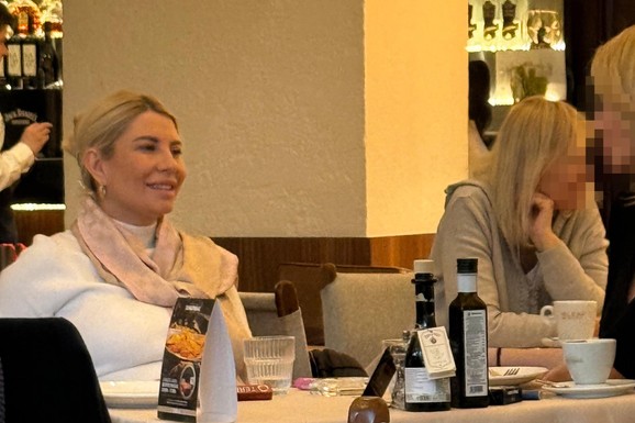 (FOTO) EVO KAKO DEA ĐURĐEVIĆ UŽIVA U ŠESTOM MESECU TRUDNOĆE Pokazala prelep prizor iz grada koji joj je zauvek u srcu: Jedva čeka da na svet dođe ĆERKICA IRIS