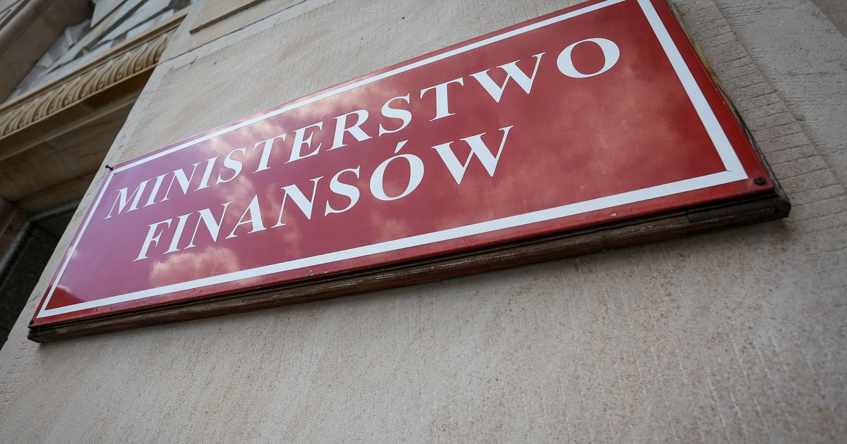 Rząd uchwalił budżet na 2026 rok. Deficyt prawie 272 mld zł
