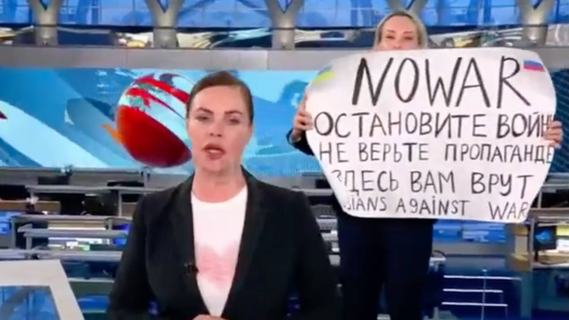 Dziennikarka po proteście antywojennym: "Odmówiłam azylu we Francji, zostaję w Rosji"