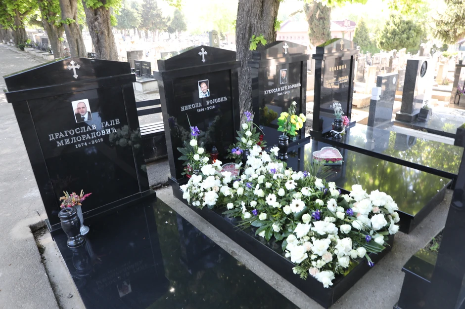 Spomenik uoči godišnjice 