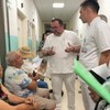 Dr Milan Lazarević, direktor UKC Niš, u razgovoru sa pacijentima