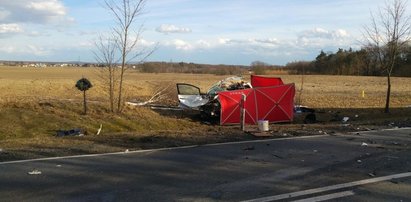 Straszny wypadek pod Opolem. Nie żyje młody mężczyzna