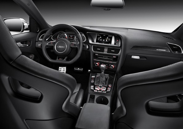 to ten sam silnik, który napędza RS 5 Coupe