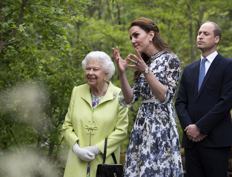 Elżbieta II odwiedziła ogród zaprojektowany przez Kate